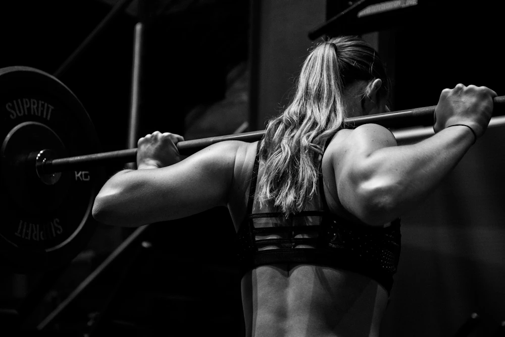 Vežbanje na pilates reformer mašini